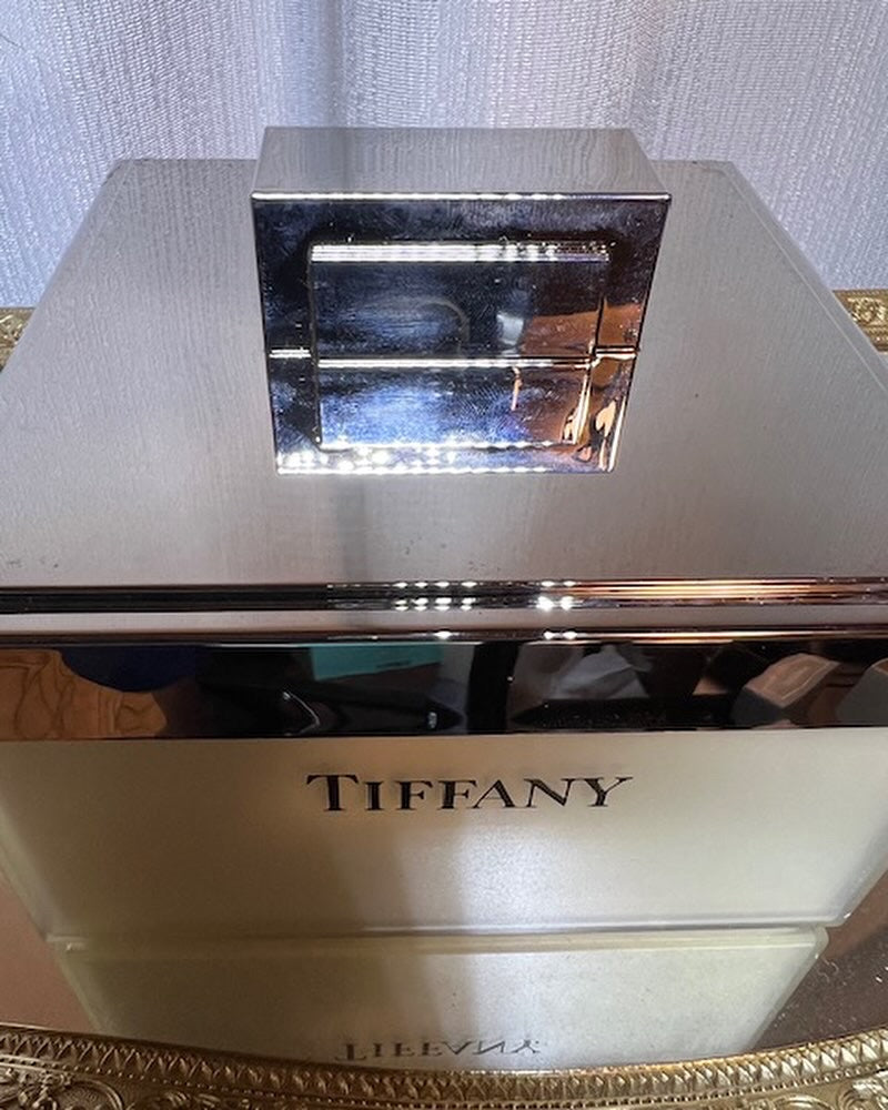 Tiffany Tiffany parfum poudre 150 g. Rare vintage 1986. Scellé