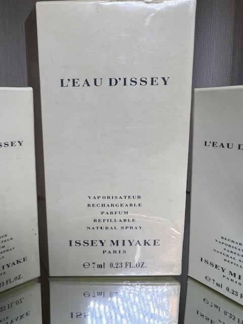 L'eau d'Issey Issey Miyake extrait 7 ml x 3 (set). Rare, vintage 1992.
