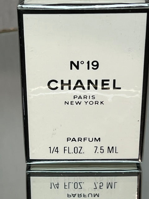 Chanel no 19 extrait 7,5 ml rare vintage New York edition.