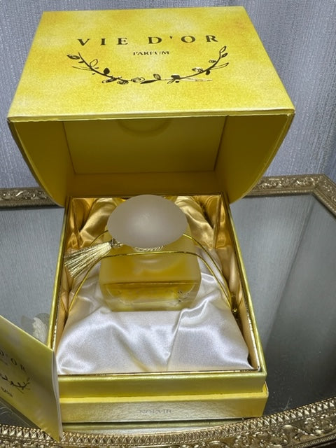 Vie D’Or Noevir (Japan) extrait 15 ml. Rare, vintage 1980s. Sealed bottle
