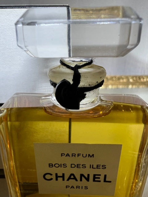 Bois des Iles Chanel extrait 14 ml. Vintage 1970s. Sealed bottle
