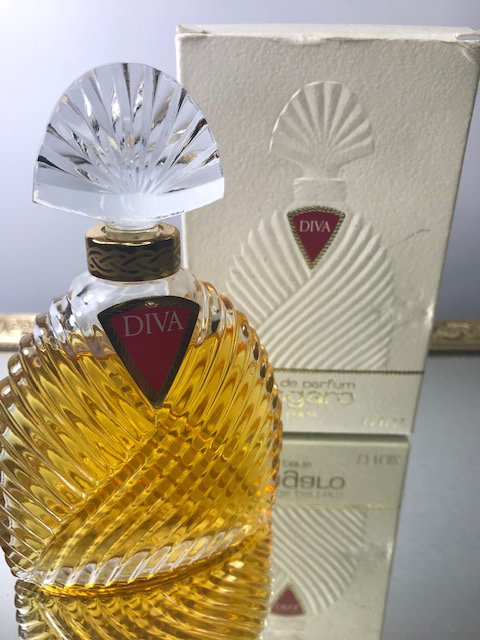 Diva Ungaro edp 50 ml. Rare, vintage, première édition originale 1983. Flacon scellé