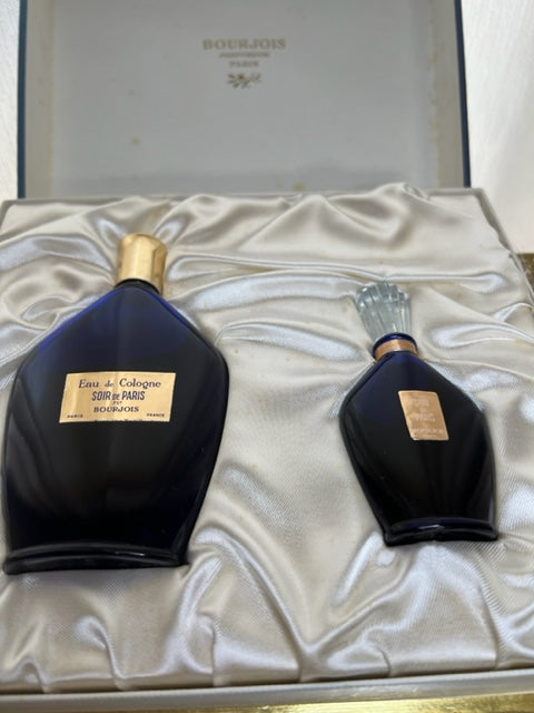 Soir de Paris Bourjois perfume set extrait 15 ml and edc 50 ml. Vintage 1950s.