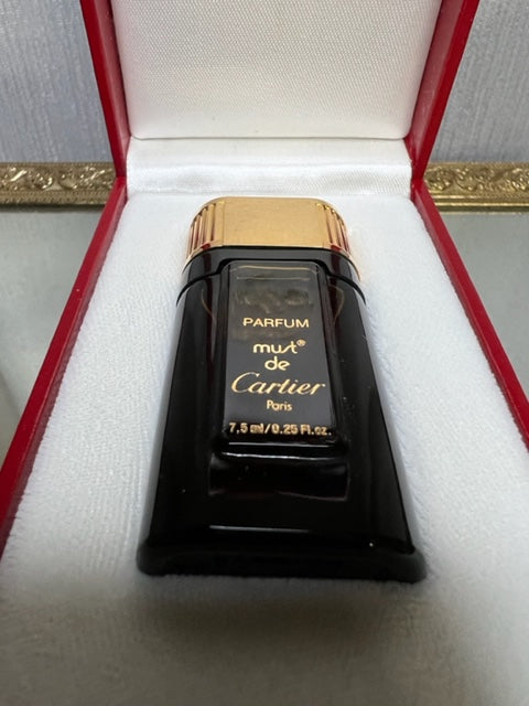 Must de Cartier parfum pur 7,5 ml. Vintage 1981. Flacon scellé