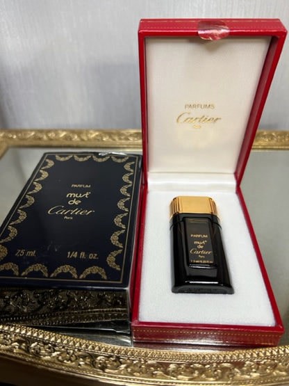 Must de Cartier parfum pur 7,5 ml. Vintage 1981. Flacon scellé