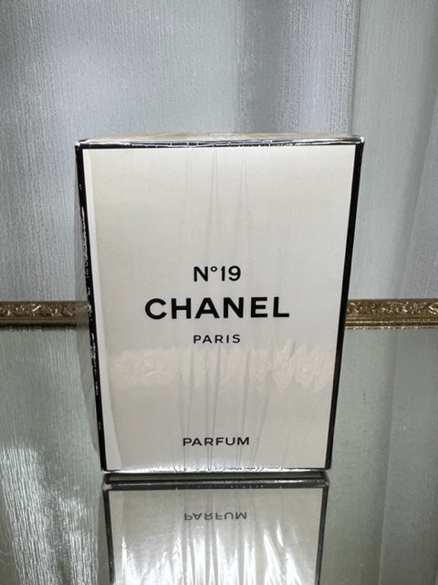 Chanel No 19 pure parfum 56 ml. Vintage 1990. Sealed – My old perfume