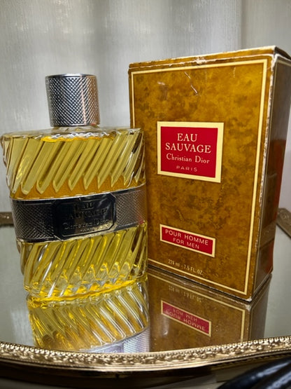Eau Sauvage Dior edt 224 ml. Rare, vintage années 1970. Flacon scellé.