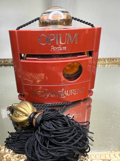 Opium YSL pur parfum 30 ml. Vintage 1978. Flacon scellé. Boîte sans