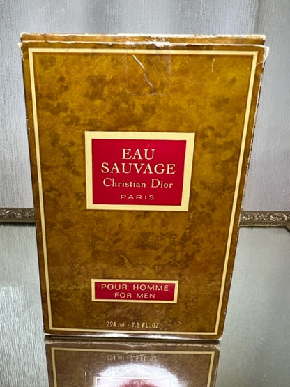 Eau Sauvage Dior edt 224 ml. Rare, vintage années 1970. Flacon scellé.