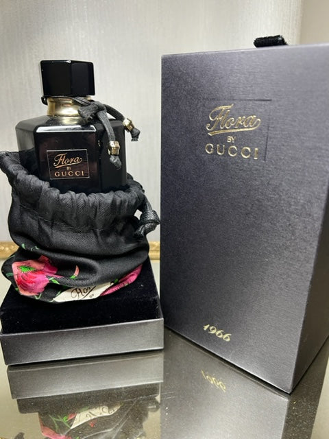 Flora by Gucci 1966 edp 100 ml. Rare, original edition. Sealed bottle