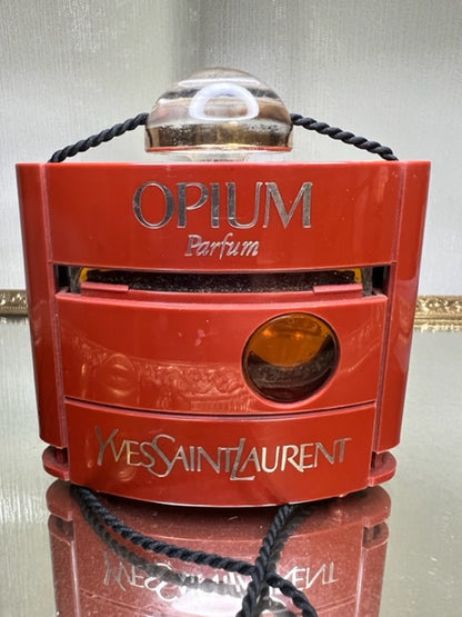 Opium YSL pur parfum 30 ml. Vintage 1978. Flacon scellé. Boîte sans