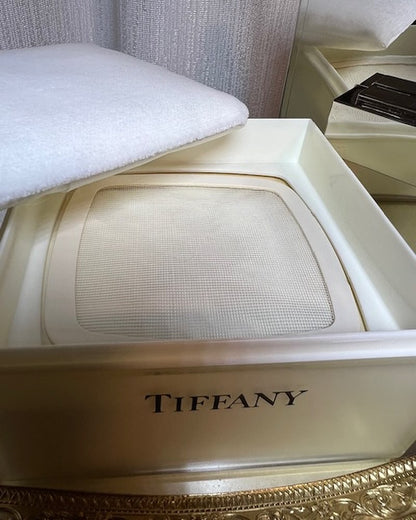 Tiffany Tiffany parfum poudre 150 g. Rare vintage 1986. Scellé