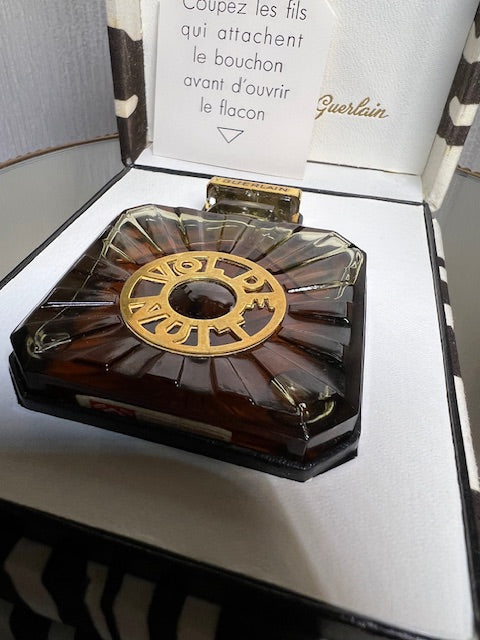 Guerlain Vol de Nuit Extrait 30 ml. Vintage 1967. Sealed bottle.