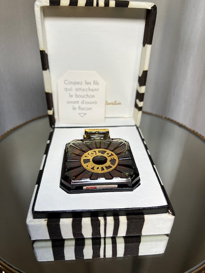 Guerlain Vol de Nuit Extrait 30 ml. Vintage 1967. Flacone sigillato.