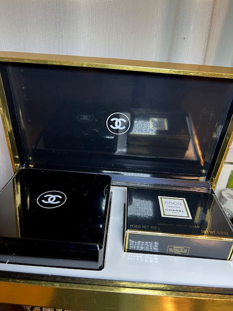 Coco parfum Chanel luxury set parfum powder 150 g and parfum savon 150 g Vintage