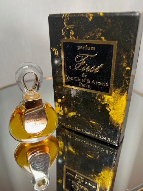 Van Cleef Arpels First Extrait 7,5 ml. Vintage 1978. Sealed bottle