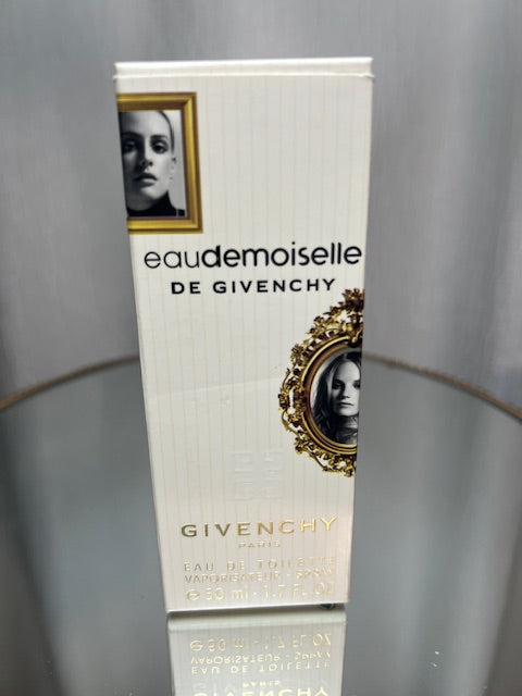 Eaudemoiselle de Givenchy edt 50 ml rare édition originale 2010.