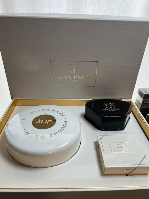 Joy Jean Patou big beautiful perfume gift set. Vintage 1970s.