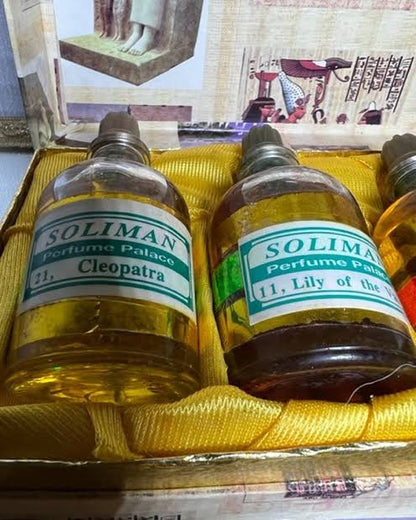 Ahmed Soliman Cairo's perfume set (4 perfumes). Vintage 50s