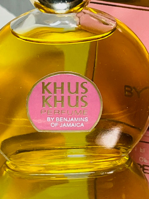 KHUS KHUS by Benjamin (Jamaica) extrait 30 ml. Rare, vintage 1980s. Superb!