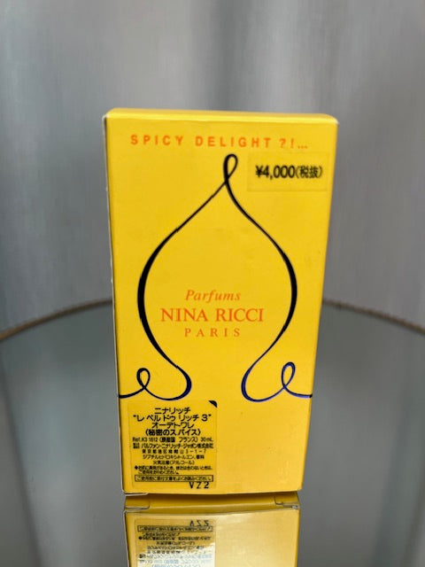 Délice d'Épices Nina Ricci edt 30 ml vintage 1999. Plein
