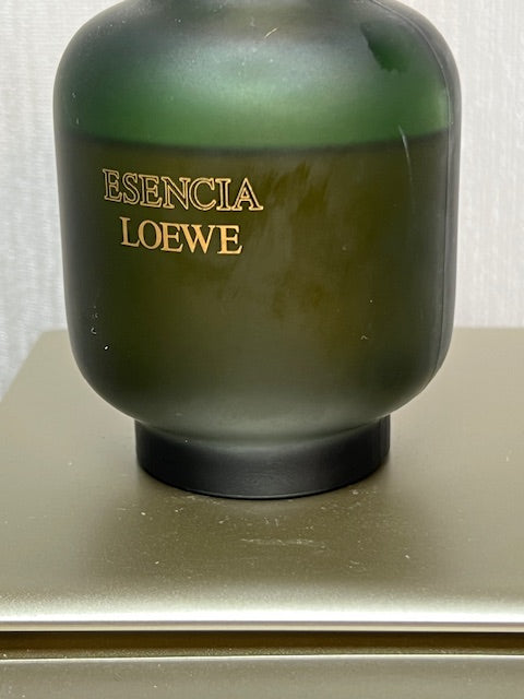 Loewe Essencia edt 180 ml vintage original edition. Not full. Box without