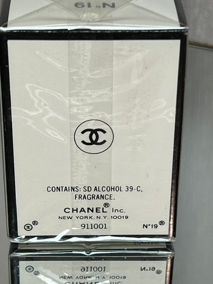 Chanel no 19 extrait 7,5 ml rare vintage New York edition.
