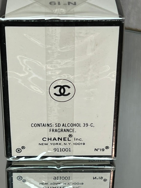 Chanel no 19 extrait 7,5 ml rare vintage New York edition.