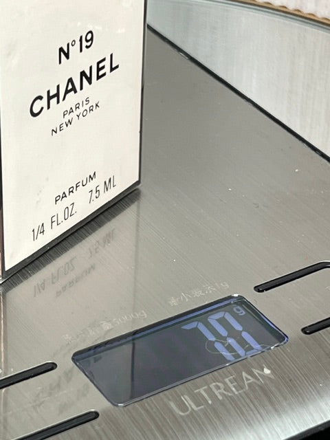 Chanel no 19 extrait 7,5 ml rare vintage New York edition.