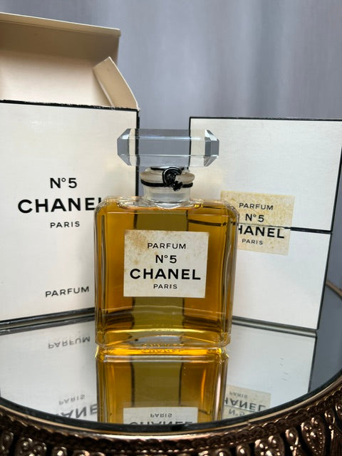 Chanel no 5 extrait 56 ml vintage 1970. Sealed bottle