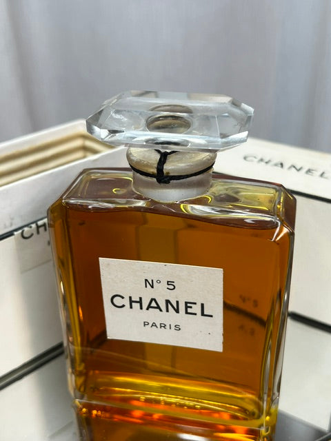 Chanel No 6 extrait G.M. Grand Modèle / Large size 100ml. Bottle sealed. 1960s edition