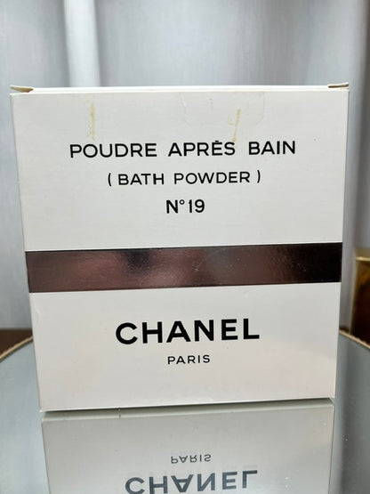 Chanel no 19 bath powder 300 g vintage 70s