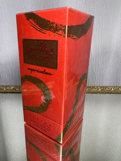 Coffret de parfum Deci Dela. Première édition vintage.