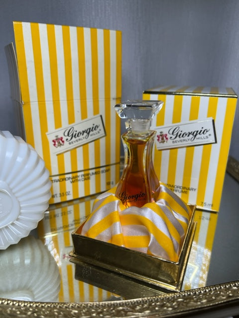 Giorgio Beverly Hills extrait 7,5 ml et savon parfumé 100 g. Vintage