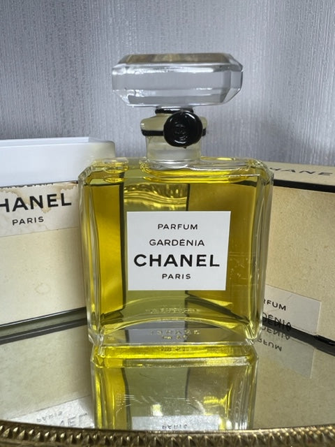 Chanel Gardenia extrait 14 ml. Vintage 1970s. Sealed bottle