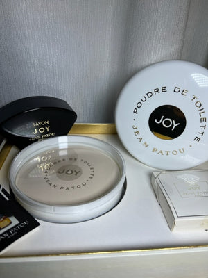 Jean Patou Joy perfume gift set. Vintage 1970.