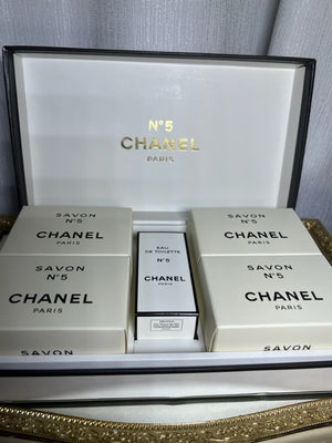 Chanel no 5 perfume gift set. Rare, vintage 1970s. Sealed