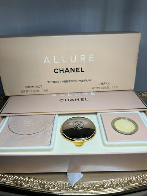 Coffret de parfums pressés Chanel Allure. Vintage 1996. Scellé