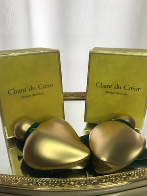 Chant du Coeur Shiseido pure parfum 7,5 ml. Beautiful gold case. Sealed. Full. Best!