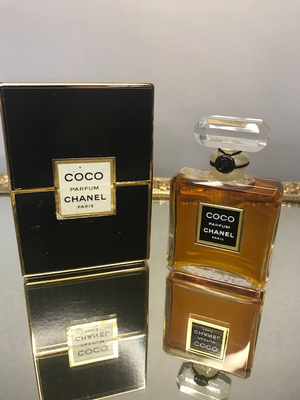 Coco parfum Chanel pure parfum 15 ml. Rare, vintage original first edition. Crystal bottle