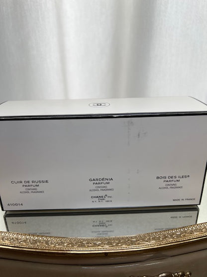 Chanel parfums set Bois des Iles, Gardenia, Cuir de Russie (7,5 ml extrait x 3). Sealed bottles