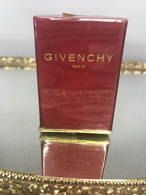 L’Interdit Givenchy pur parfum 7,5 ml. Rare, vintage années 1960. Scellé