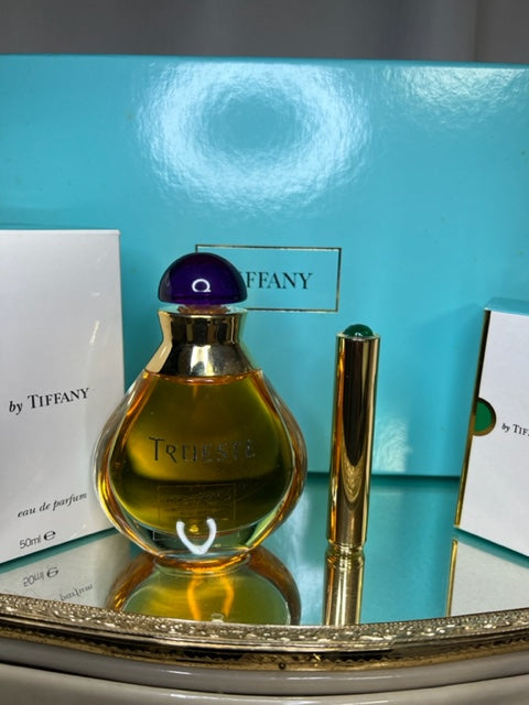Coffret parfum Tiffany Trueste : edp 50 ml et vaporisateur doré. Vintage