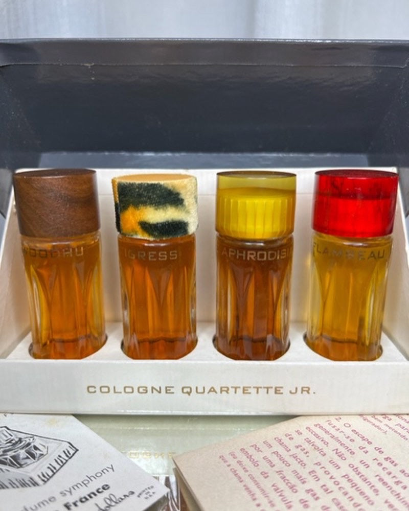 Faberge perfumes gift set. 4 parfums rare vintage 1970. Sealed bottle