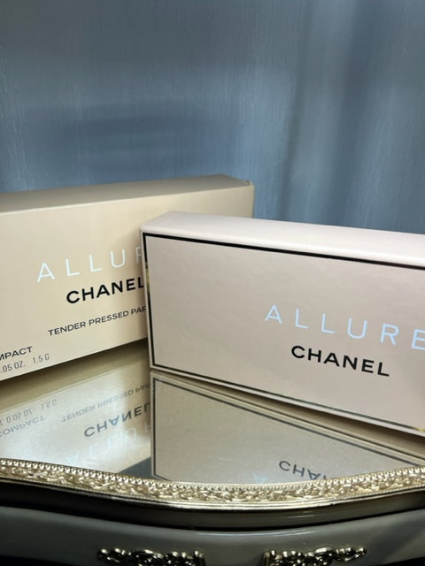 Coffret de parfums pressés Chanel Allure. Vintage 1996. Scellé