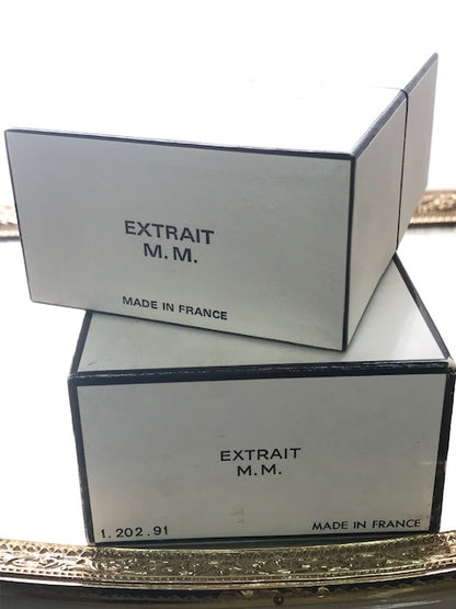 Chanel No 19 extrait 2 oz (M.M.). Rare vintage 1971 original. Sealed