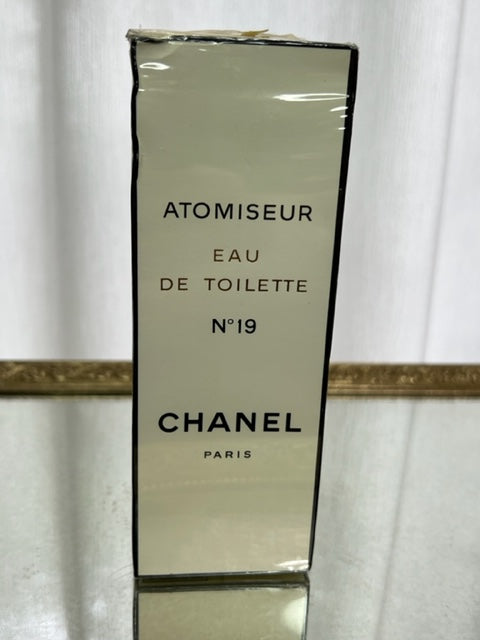 Chanel No 19 edt 82 g (82 ml). Extremely rarity original 1971 edition. Superb condition