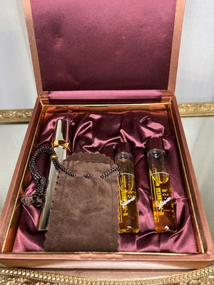 Selenion Pola perfume gift set edp 7,5 mlx3 and gold atomaizer in silk box. Vintage. Sealed bottles