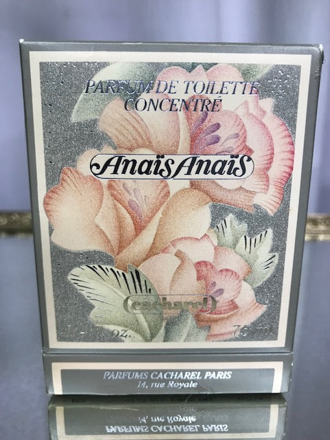 Anais Anais Cacharel parfum concentree 7,5 ml. Rare, vintage, original 1978. Sealed bottle.
