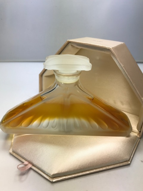 Shiseido Enchanting Dance pur parfum 20 ml. Rare, vintage.